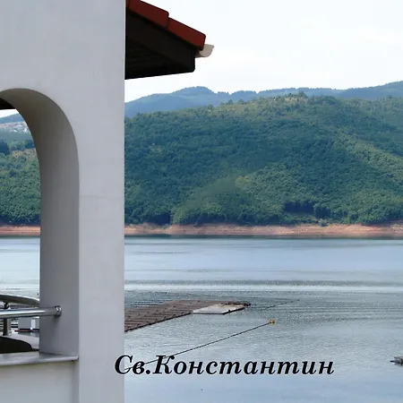 Family Saint Konstantin 호텔